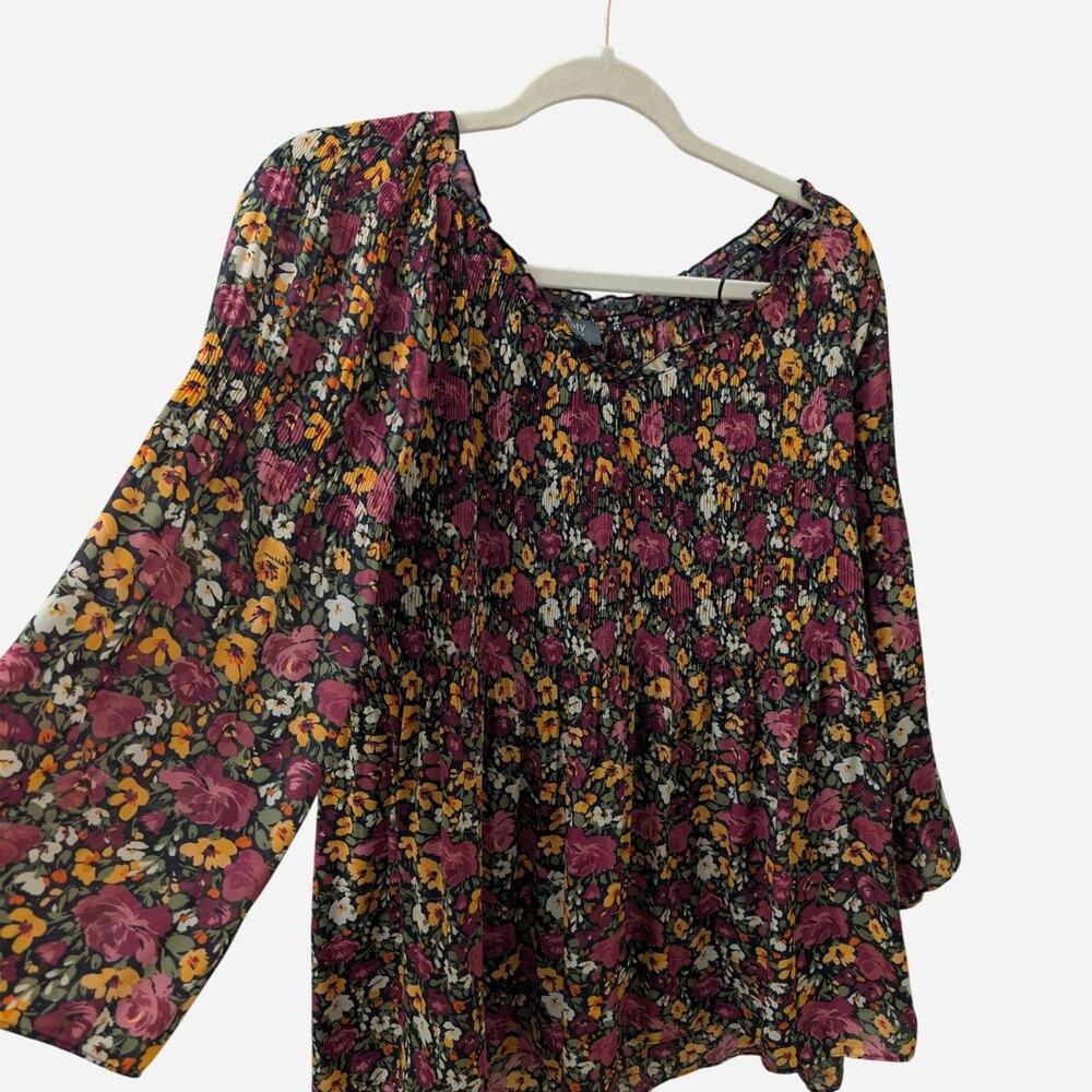 Ninety clothing co 3/4 sleeve floral blouse